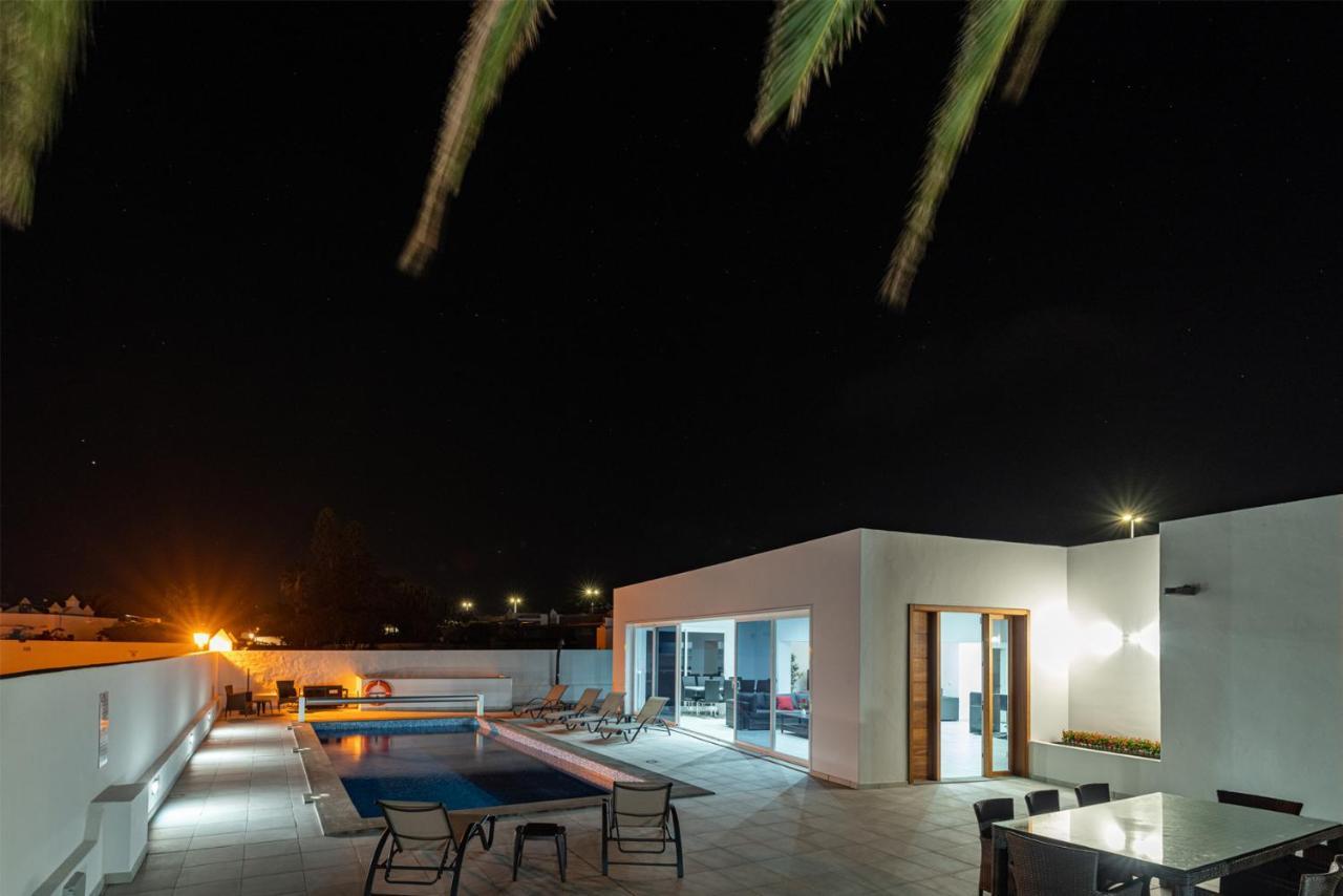 Villa Rossa - Villas Now - Lh215 By Villas Now Ltd Playa Blanca  Exterior foto